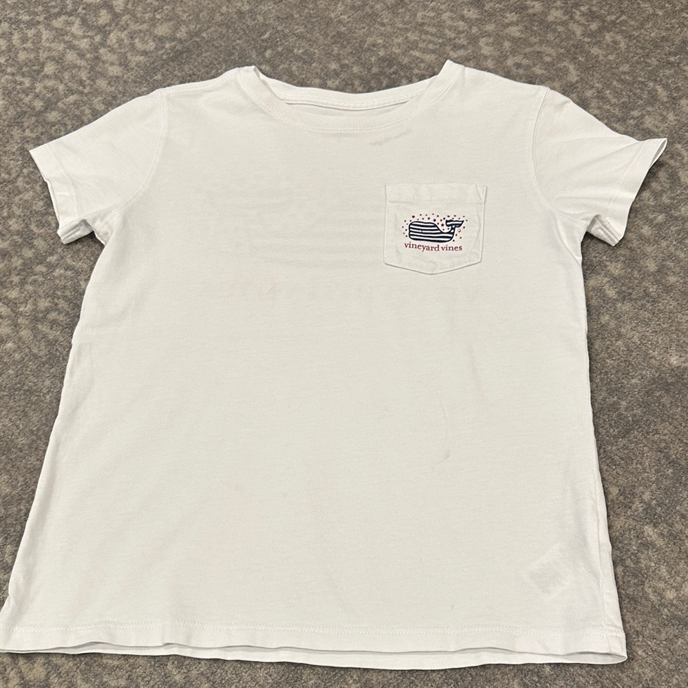 Vineyard Vines White Tee with Striped Whale and sparkling stars kids size 7/8 - Picture 2 of 4